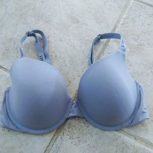 Victoria's Secret T-Shirt Lightly Lined Demi Bra